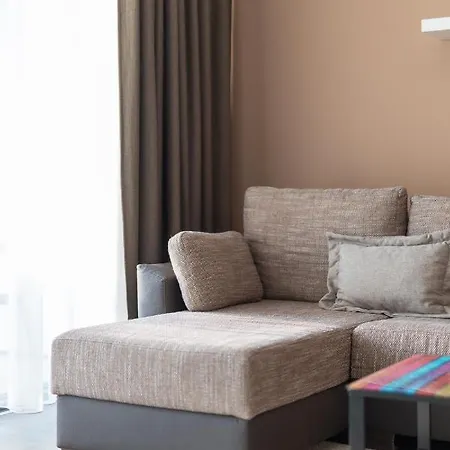 Millport Apartman * Siofok